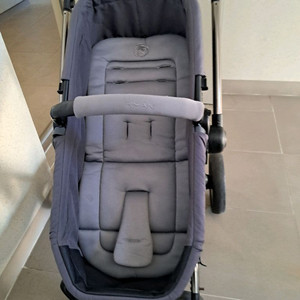 리안디럭스 유모차