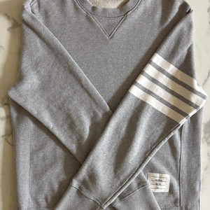 톰브라운 맨투맨 3