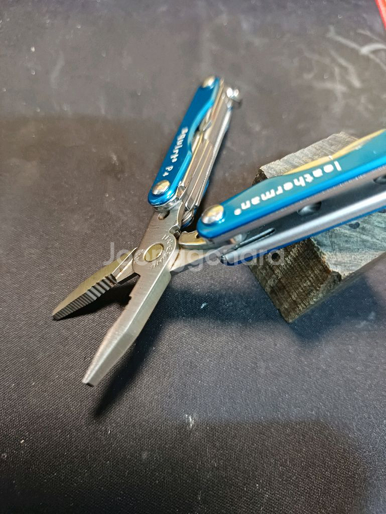 레더맨 키체인 멀티툴 스쿼트 P4 블루--7