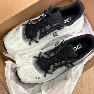 온러닝 클라우드틸트 225 새상품