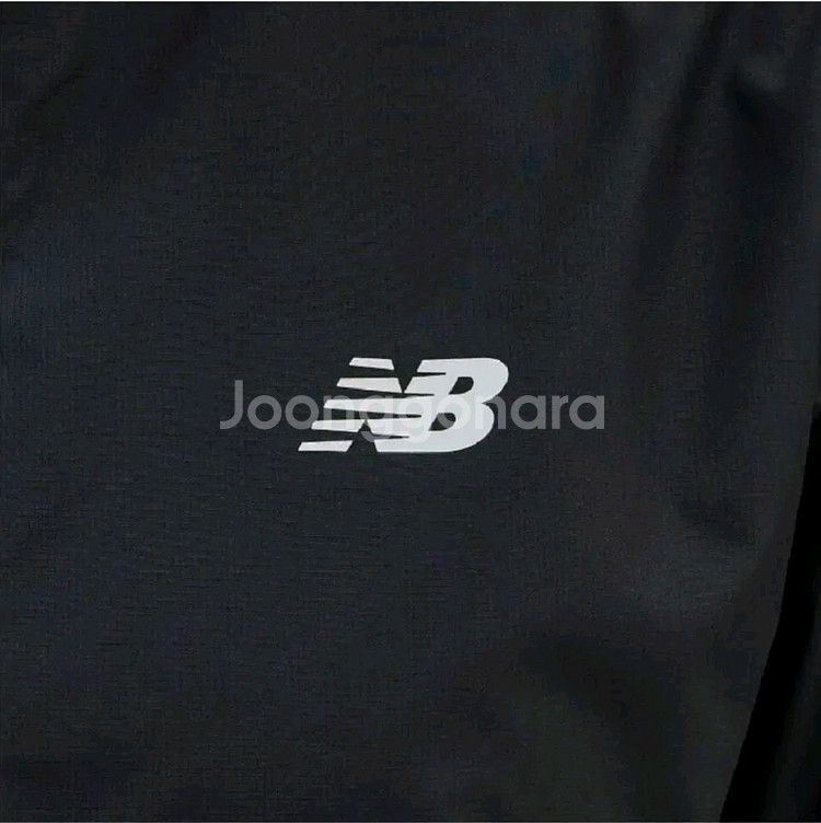 [세제품]뉴발란스 러닝 자켓 바람막이 하이킹--2