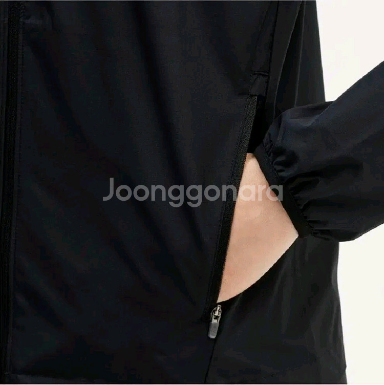 [세제품]뉴발란스 러닝 자켓 바람막이 하이킹--3