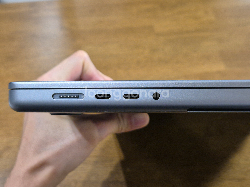 맥북16 m1 max 32gb 1tb--8