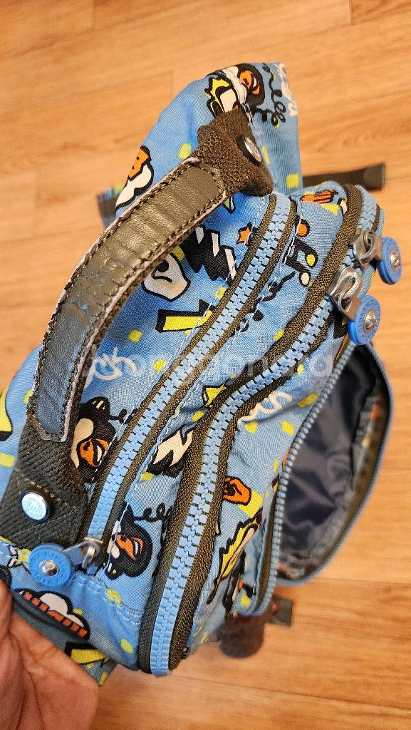 키플링 백팩 2개--3