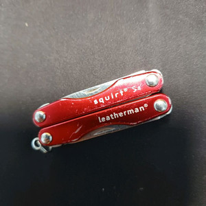 레더맨 키체인 멀티툴 스쿼트 S4 레드