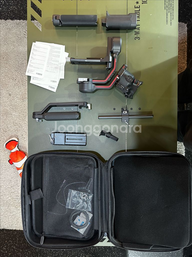 DJI RS 3 Combo 카메라짐벌--3