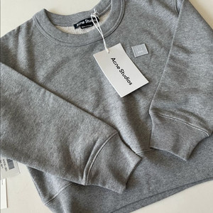 아크네 스튜디오 키즈 맨투맨 6y 새상품