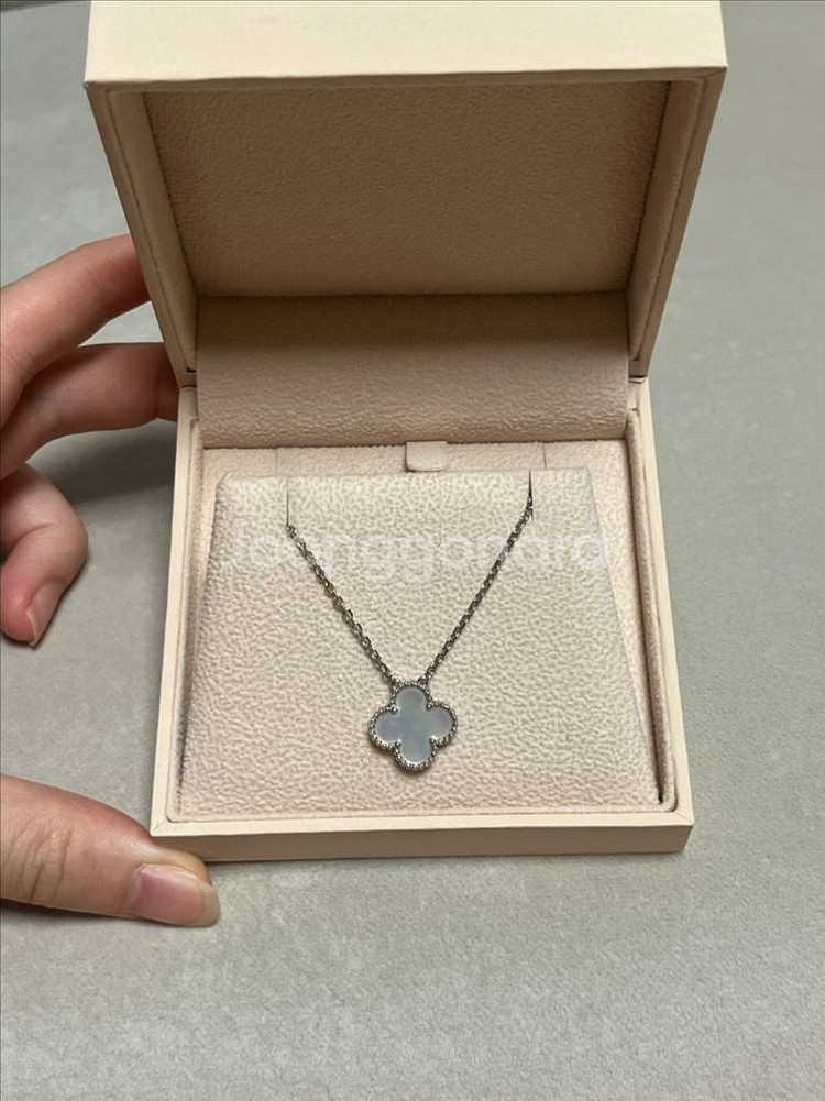 18k 반클 알함브라 빈티지 목걸이 화이트골드+마오펄--2