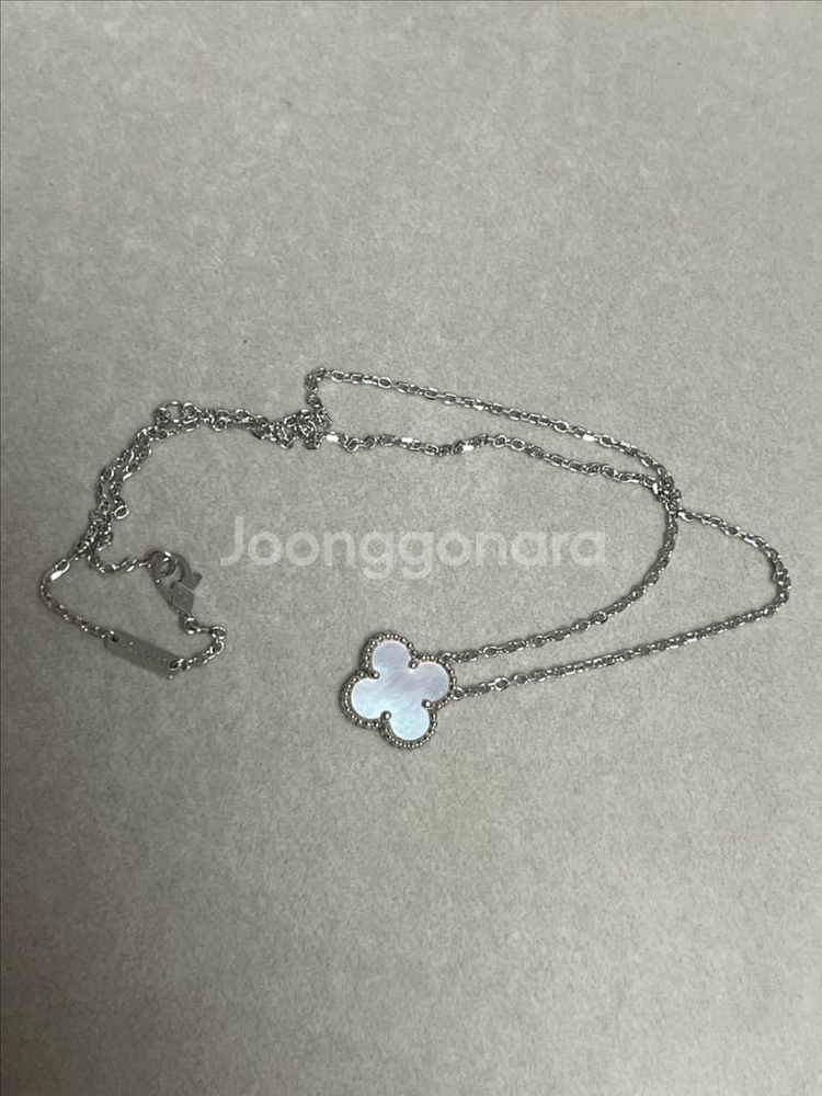 18k 반클 알함브라 빈티지 목걸이 화이트골드+마오펄--3