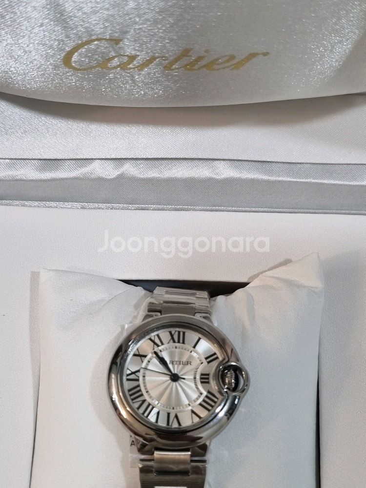 까르띠에 발롱블루 SM 시계--1