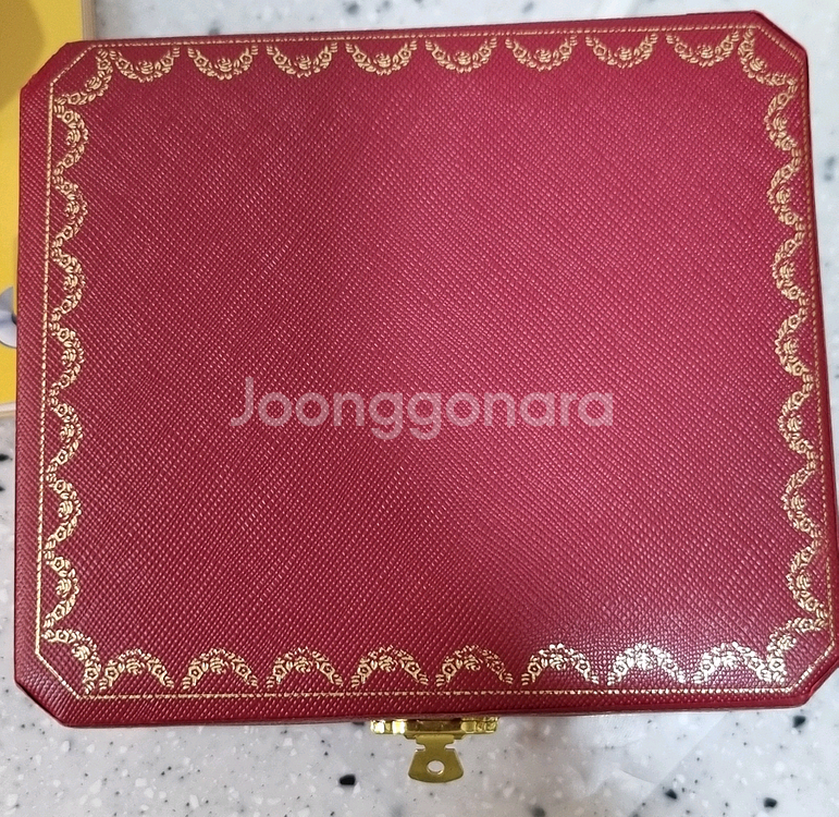 까르띠에 발롱블루 SM 시계--2