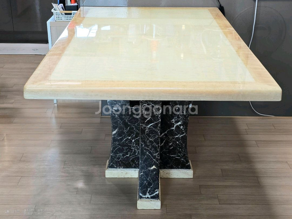 본톤(bonton) 대리석 4인 식탁+의자4개--1