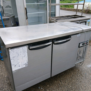 우성 1500 테이블 냉장고 작동잘됨