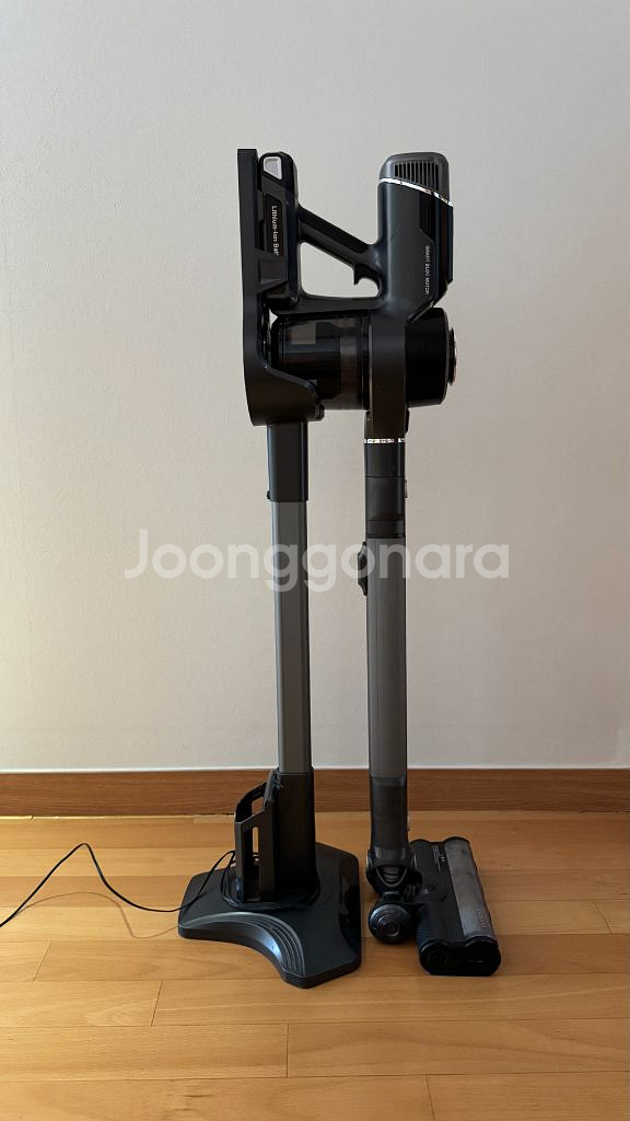 쿠쿠 CUCKOO 무선 파워청소기 버큠 무선청소 로봇--1