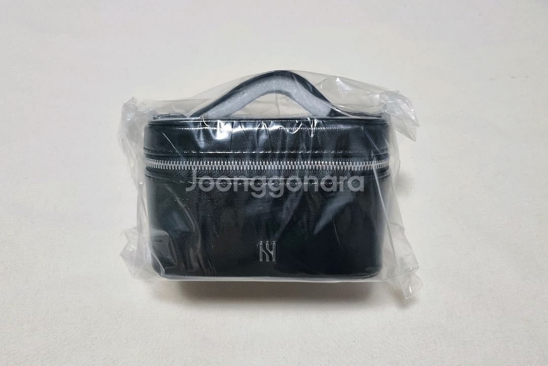 헤라 홀리데이 에코레더박스백 블랙쿠션 블랙파우치 헤라 파우치--0