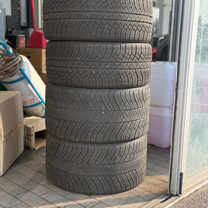 포르쉐911 245/35R/20 295/30/20타이어