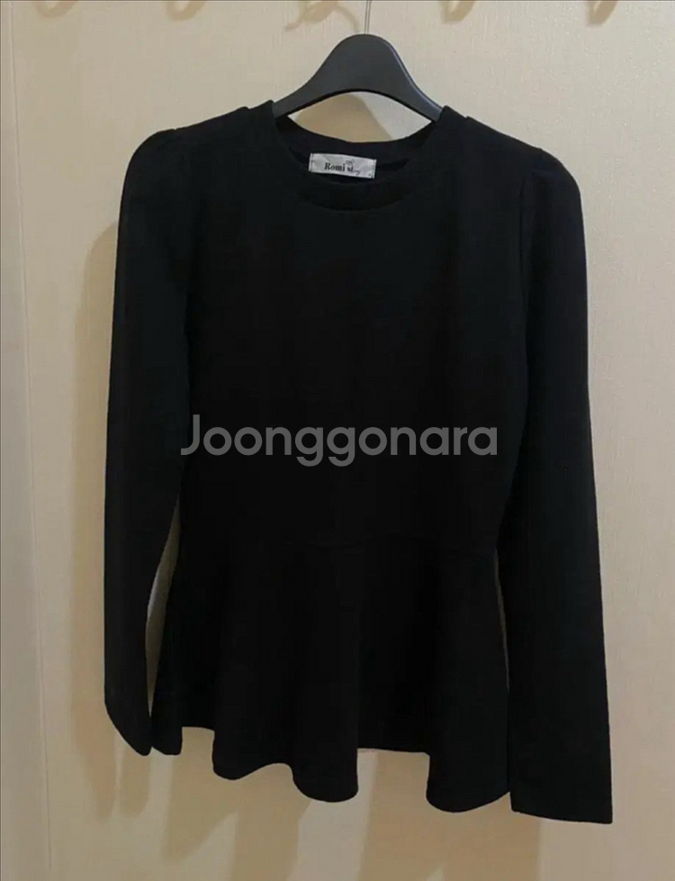 [미사용]로미스토리 여성 플레어 티셔츠--0