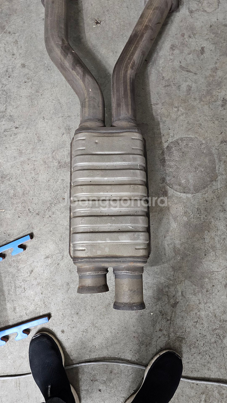 벤츠 2015년식 CLS63 AMG 순정 배기 마후라 머플러--0