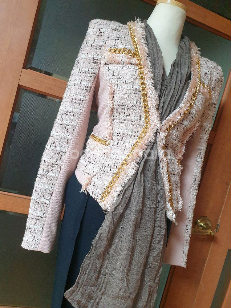 (무배-새제품)핏예쁜 트위드 라인자켓 연핑크--0