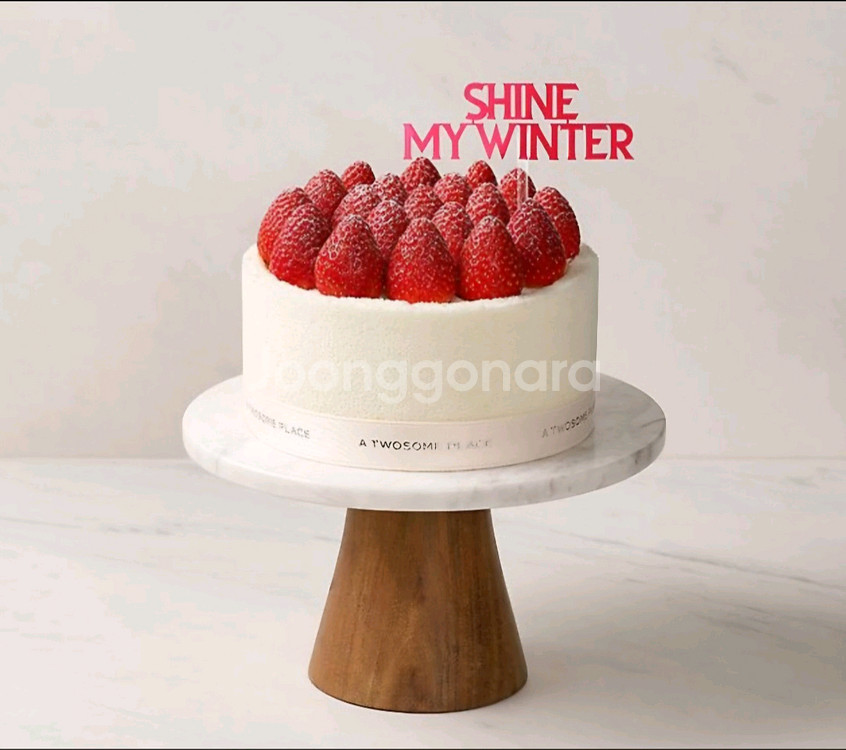 투썸플레이스 화이트 스초생 기프티콘--0