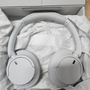 WH-CH720N 화이트 색상 소니무선 헤드폰 노캔 상태좋음