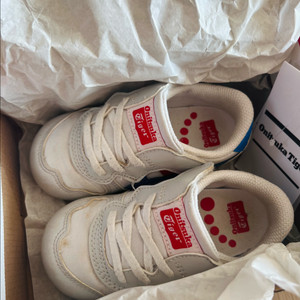 오니츠카타이거 145