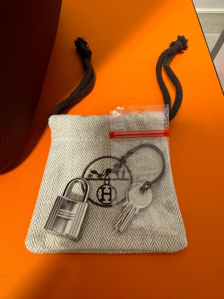 에르메스 피코탄 22 루즈아쉬 은장 이미지