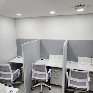 [신품]사무용가구 강남전시장 화이트 사무용책상