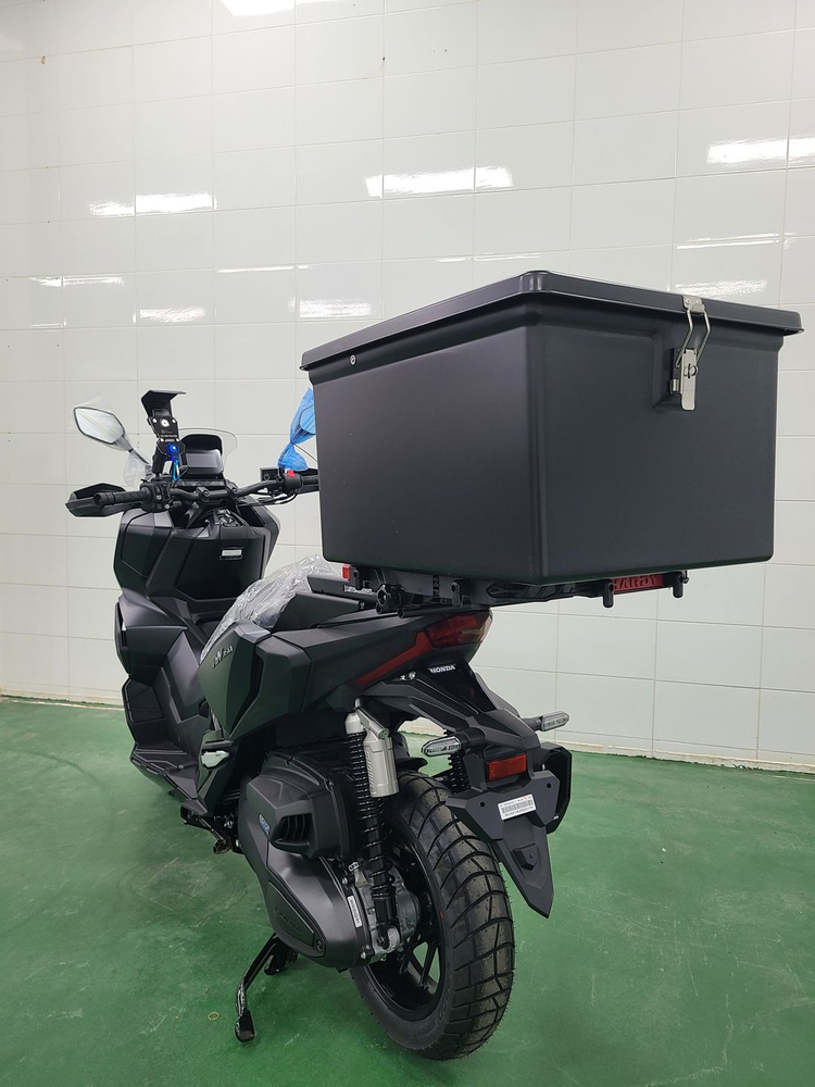 혼다 ADV350 스쿠터 이미지