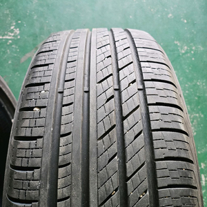 215 55 18 중고타이어 팝니다