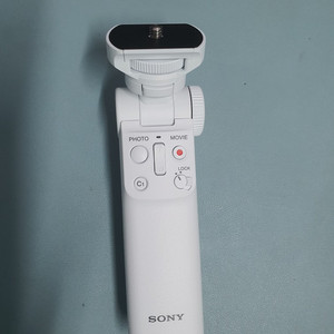 소니 ZV-E10 카메라 + 추가배터리 + 번들렌즈 + 블루투스 슈팅그립