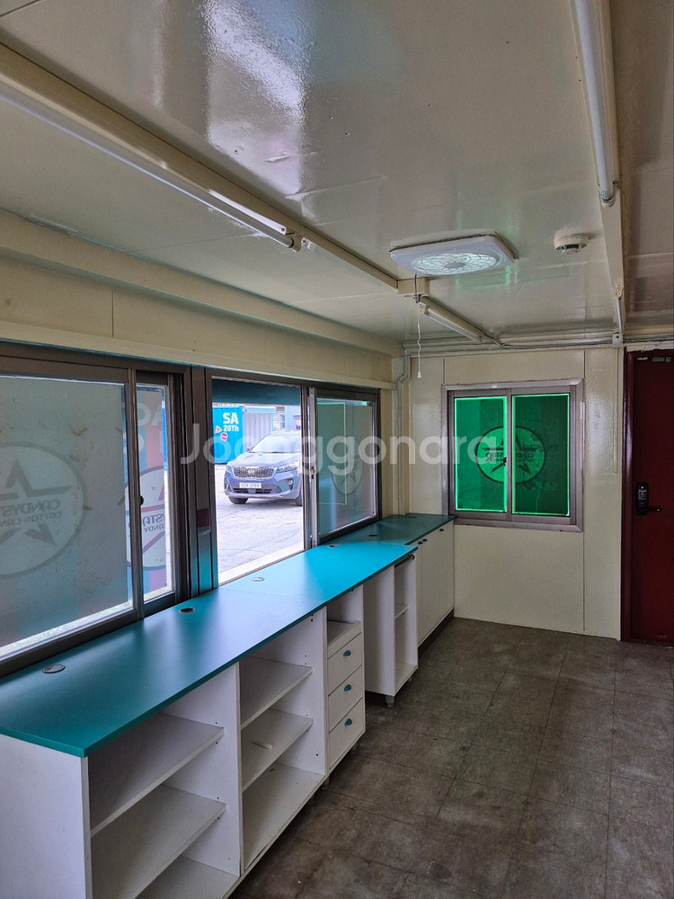 3*6 편의점 컨테이너 판매합니다--6