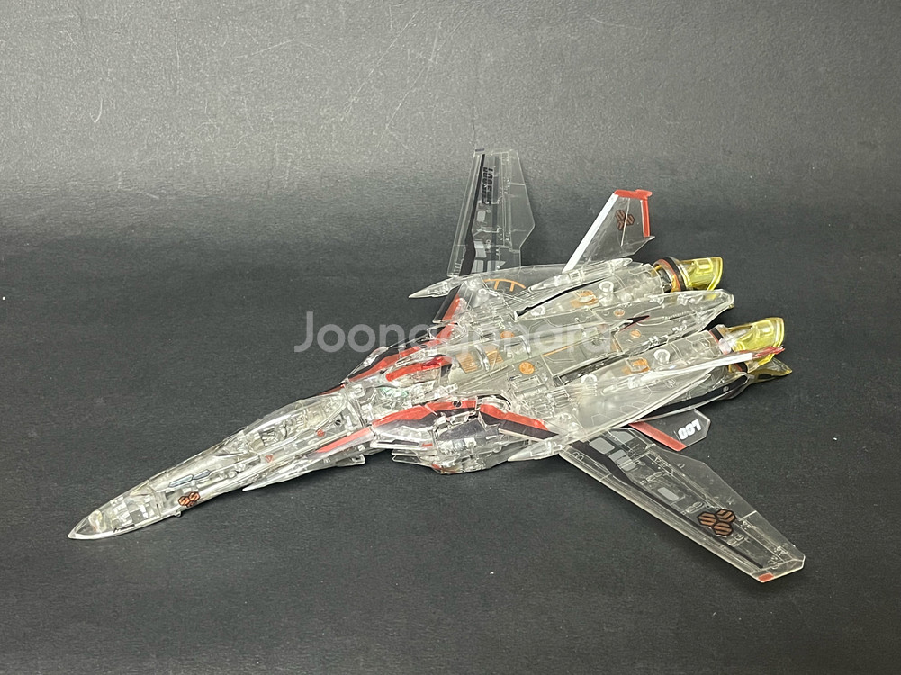 마크로스 알토기 완전변형 프라모델--1