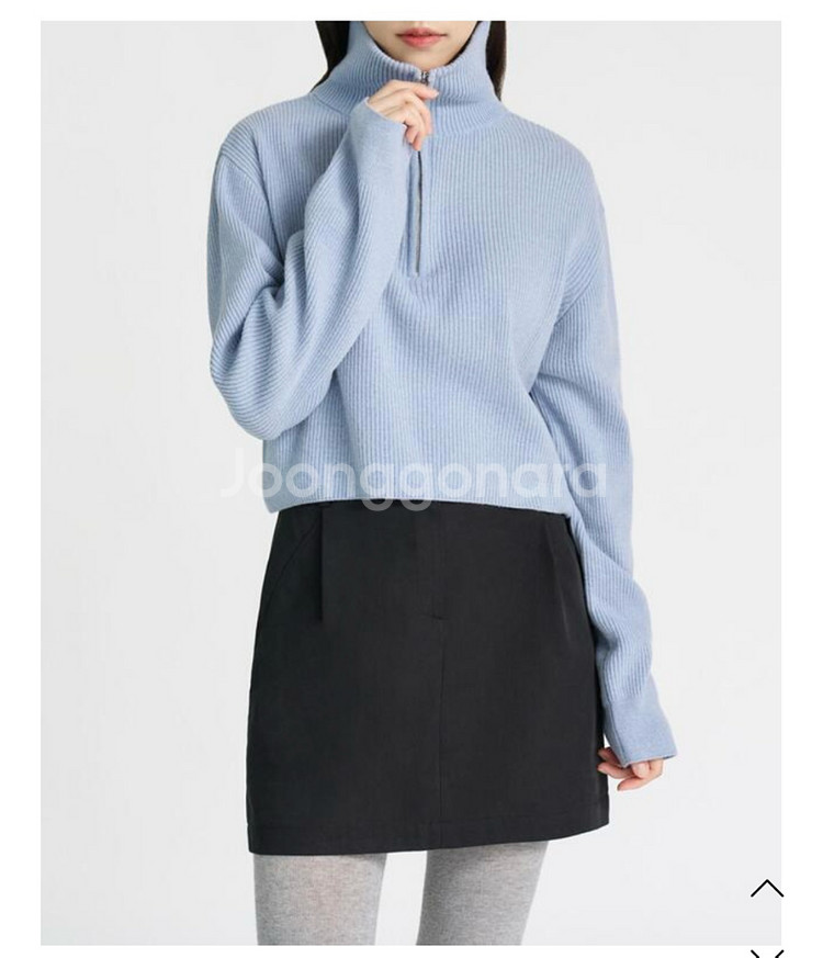 PVCS 하이넥 크롭트 하프 집업(블루/차콜 각 5만원--4