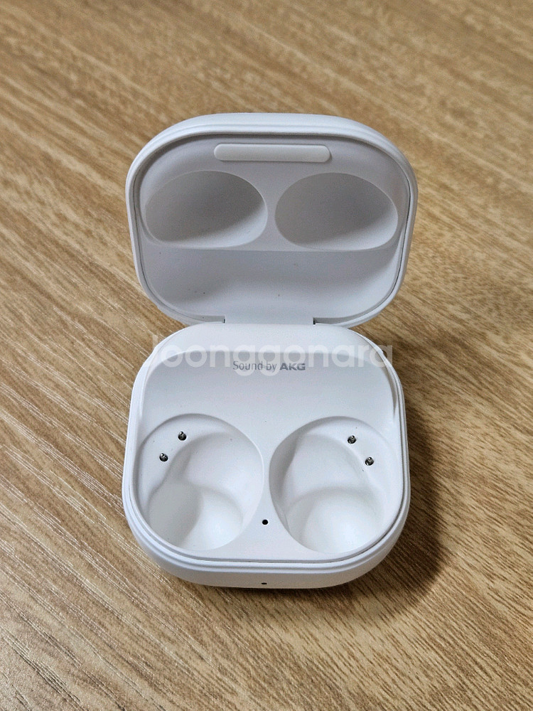 갤럭시 버즈2프로 화이트 충전본체 SM-R510--0