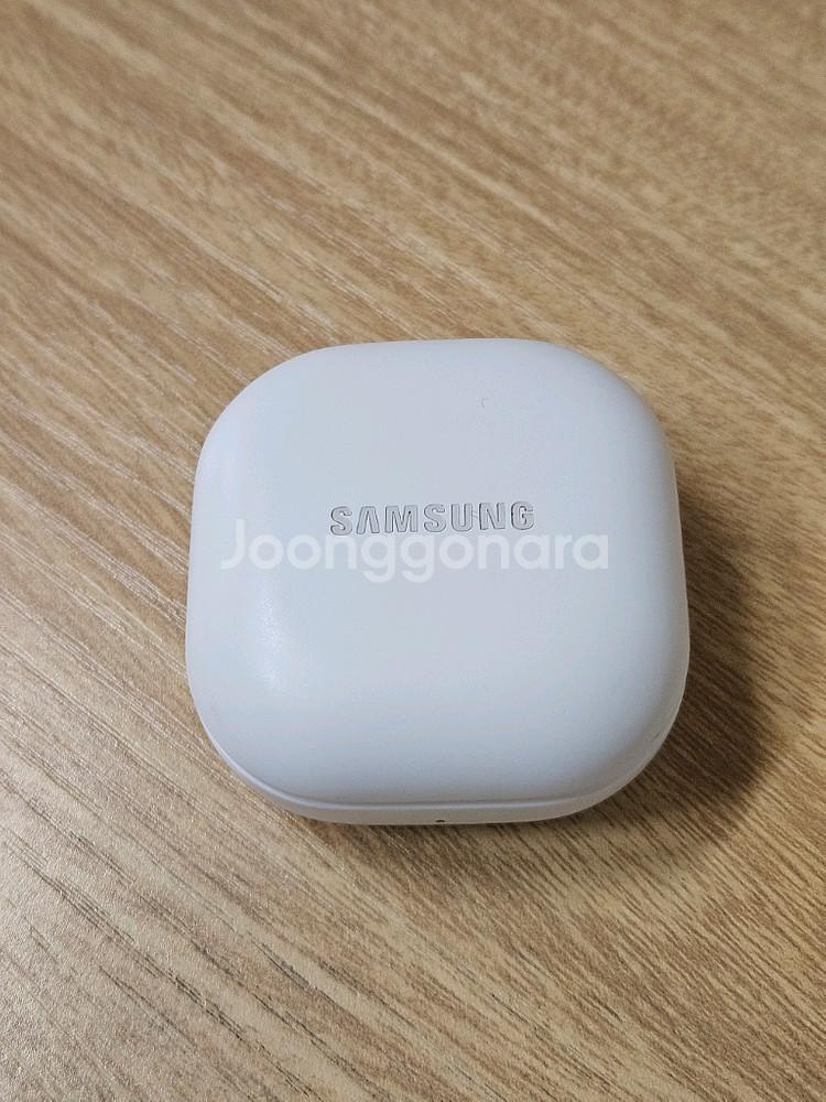 갤럭시 버즈2프로 화이트 충전본체 SM-R510--1