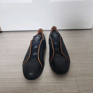 에르메네질도제냐 꾸뛰르 XXX 스니커즈