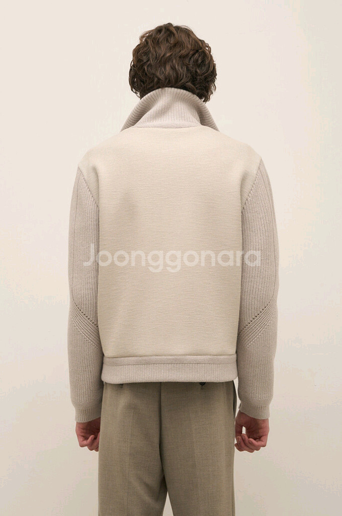 <새상품>시스템옴므 23FW 하이넥 구스 니트 패딩 100--1