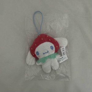 산리오 시나모롤 마이 데코백 딸기 인형 키링