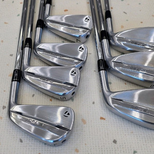 25년 신형 테일러메이드 P790 nspro 950s 민트급 판매 합니다.