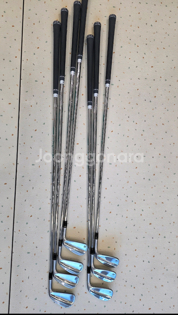 25년 신형 테일러메이드 P790 nspro 950s 민트급 판매 합니다.--5