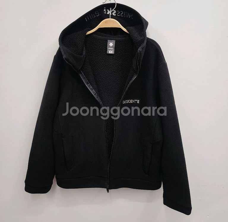 데상트 스위스스키팀 후리스(100사이즈)--1