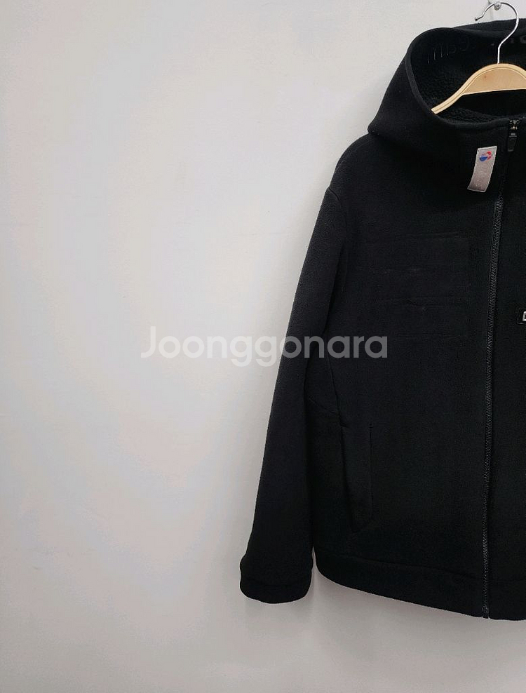 데상트 스위스스키팀 후리스(100사이즈)--3