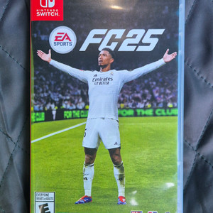 닌텐도 스위치 fc25 fifa23 일괄 판매합니다.