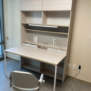 데스커 멀티책상 판매해요 (새거)