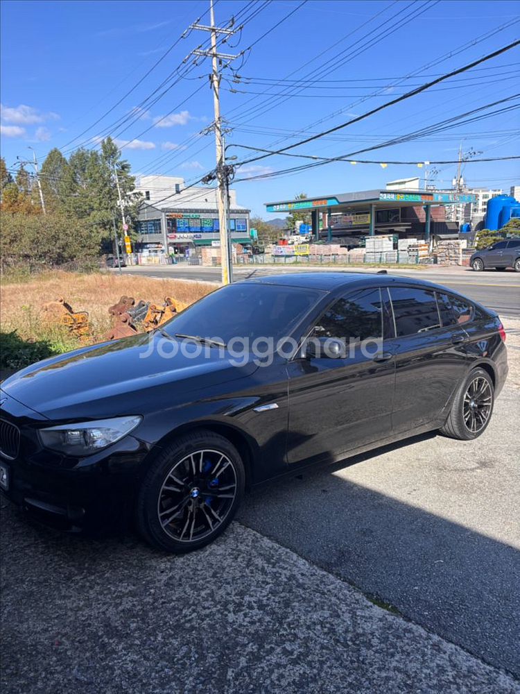 BMW F07 5GT 프론트범퍼풀세트 화이트/블랙--1