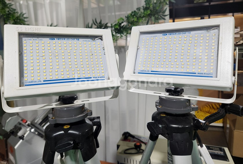 KOREEL 코릴 주방릴 물호스릴과 촬영및 작업조명 2대--4