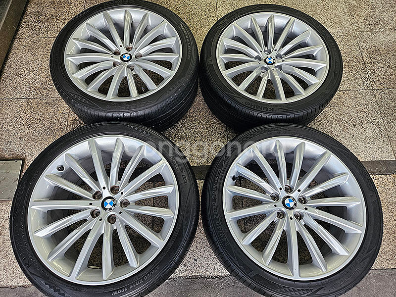BMW G30 5시리즈 633 정품 19인치 휠타이어--0