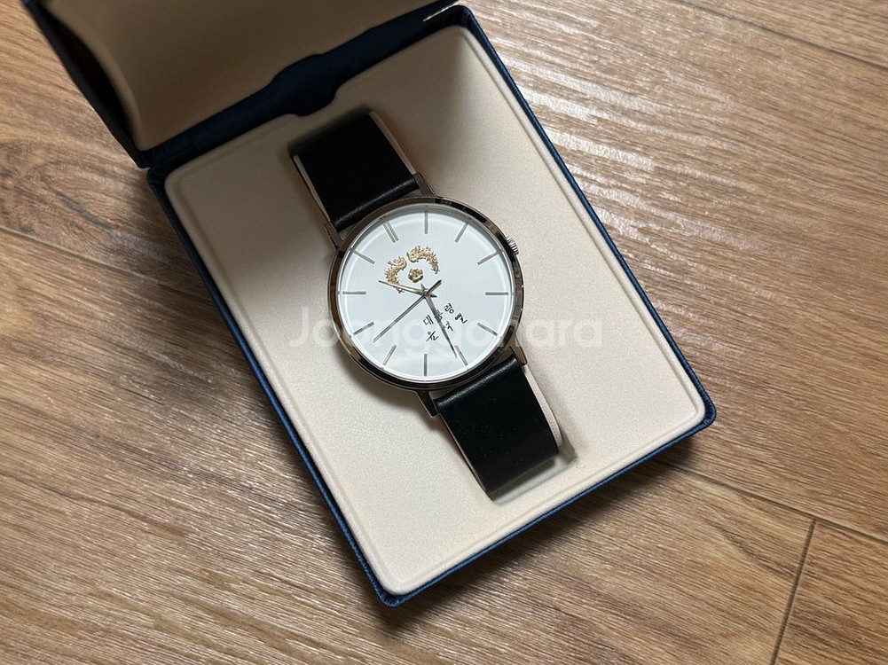 윤석열 대통령 기념품 손목시계 (남성용)--1