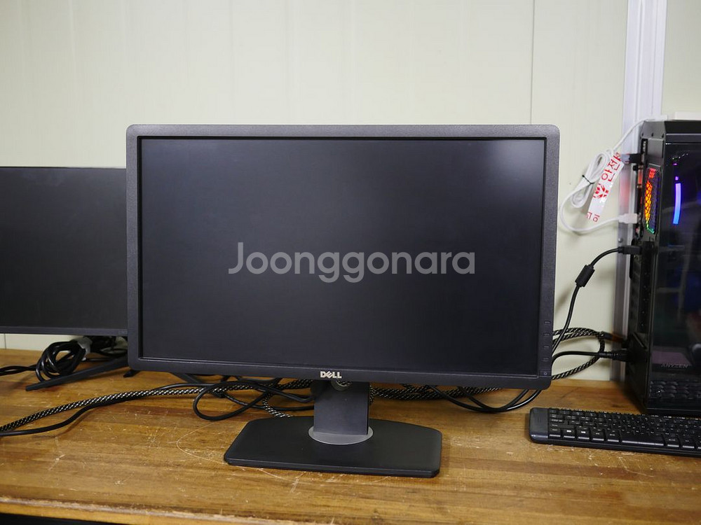 델 23인치 울트라샤프 피벗 모니터 U2312HMt--0